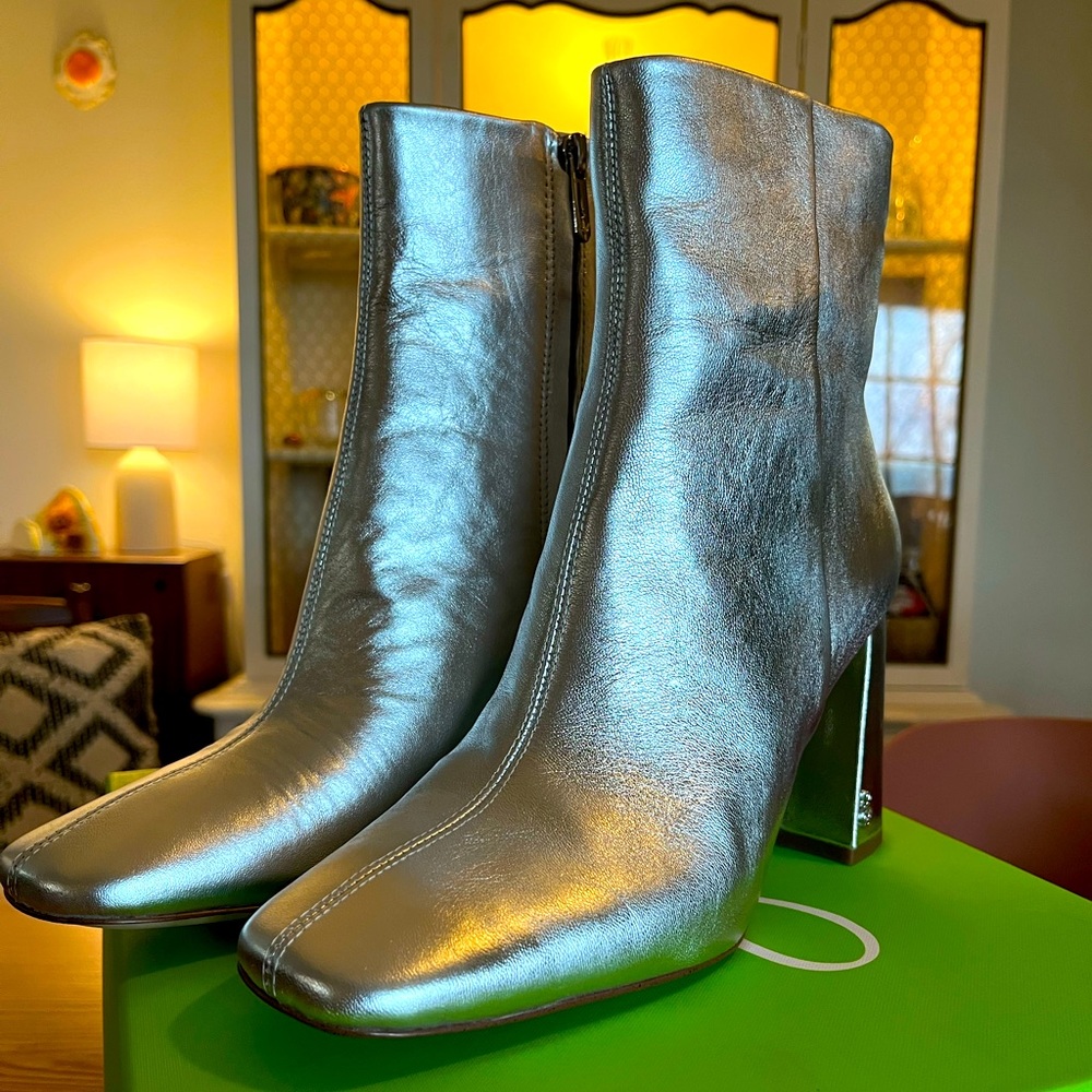 Sam Edelman Silver Booties 9.5 NWT
